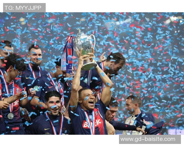 2020年欧冠小组赛巴黎圣日耳曼与曼联的激烈对决回顾与分析 2020年欧冠小组赛巴黎圣日耳曼与曼联的激烈对决回顾与分析